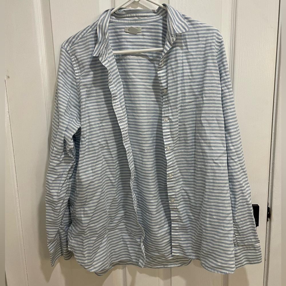 Garnet Hill blue and white striped 100% cotton long sleeve button up shirt 14